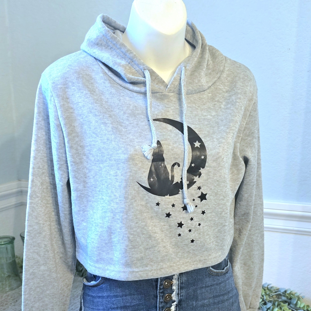Gray Cat and Moon Cropped Hoodie | Size Small